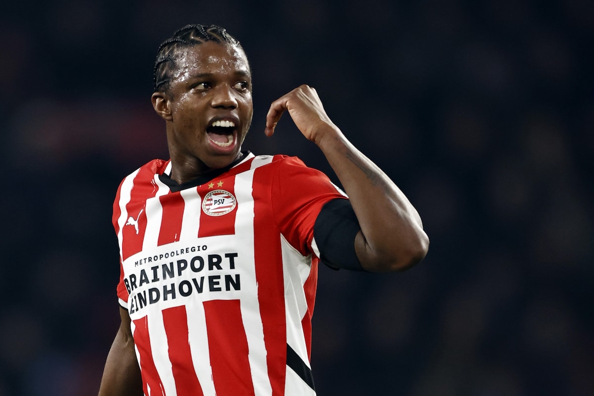 Malacia in action for PSV Eindhoven