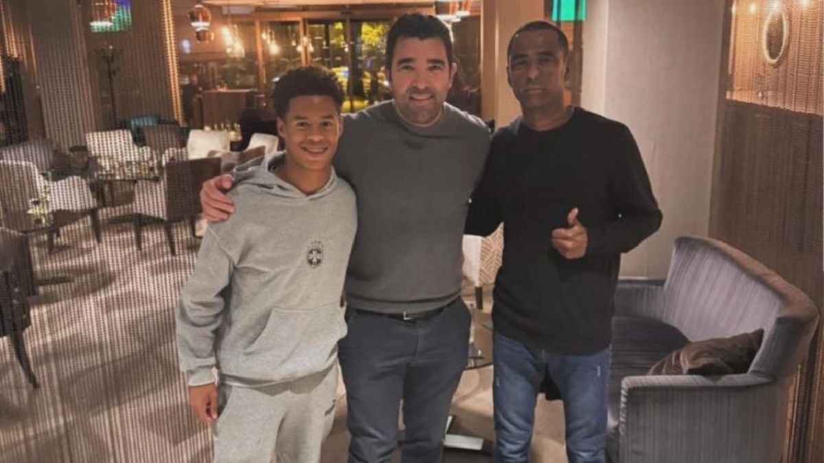 Rafa Belinho with Deco.