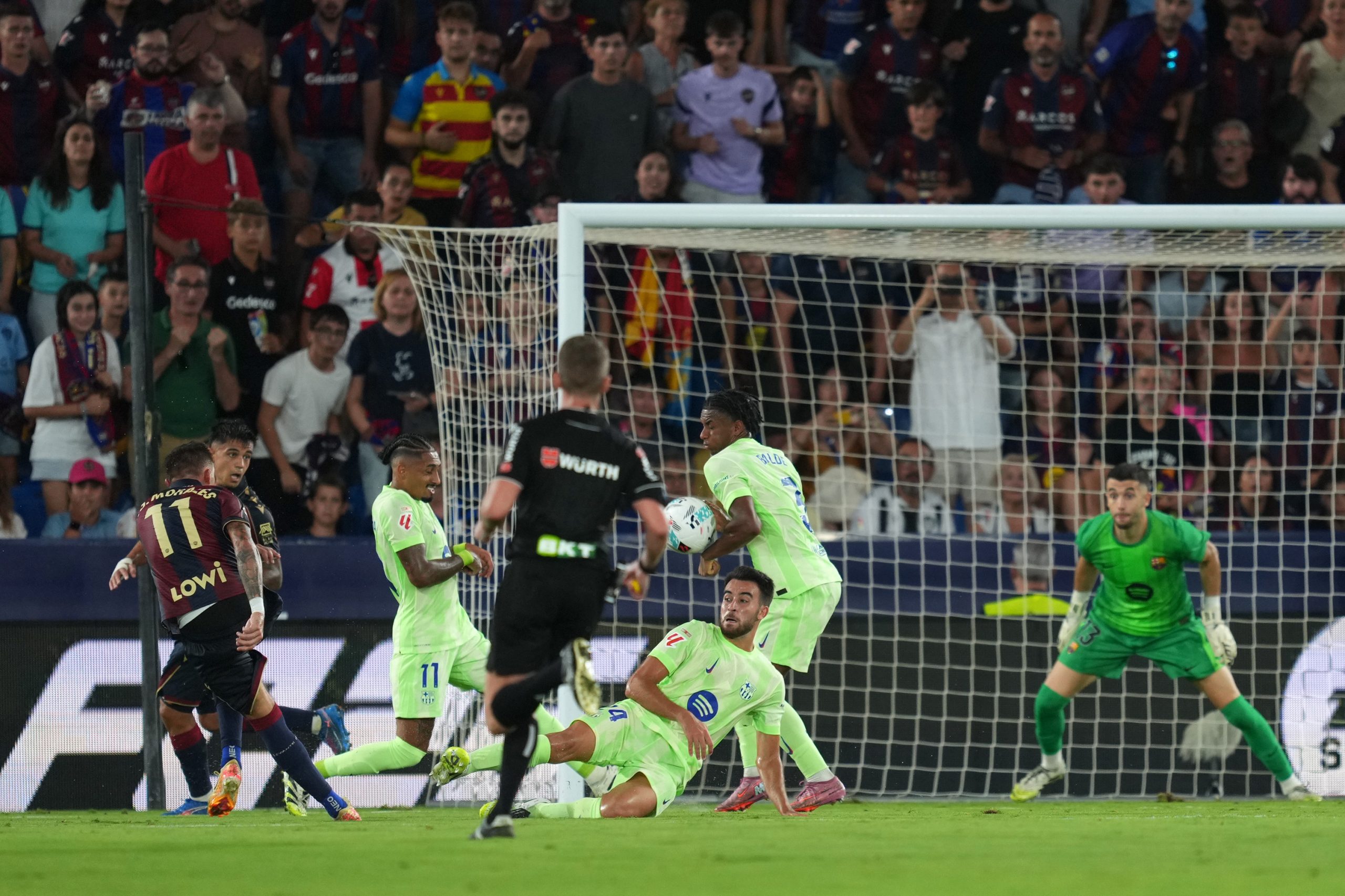 Balde had a penalty given against him.