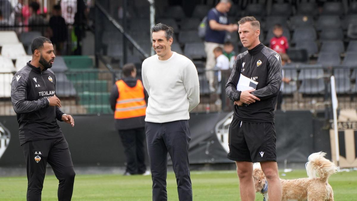 Bob Voulgaris at Castellon's stadium. 