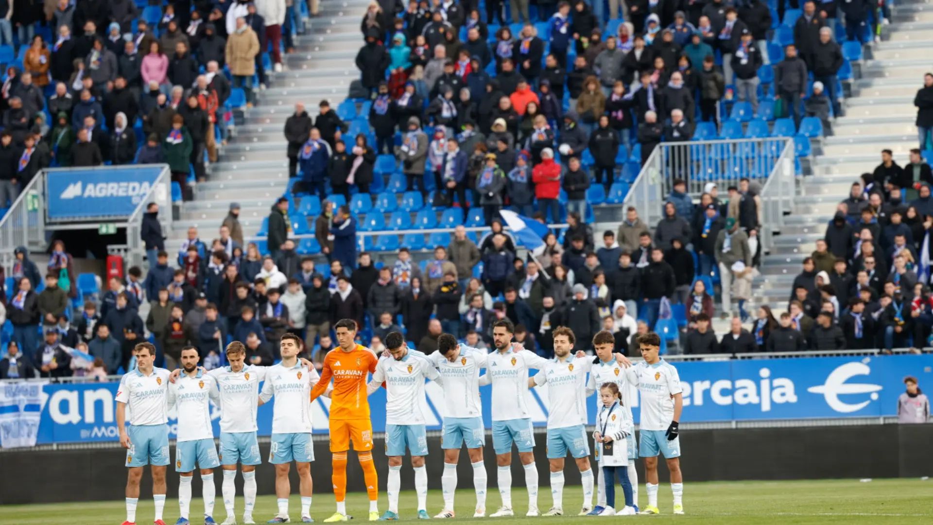 Real Zaragoza in front of their fans.