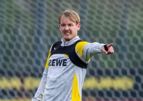 Atletico Madrid and Arsenal pursuing Borussia Dortmund forward in bargain deal